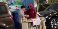 大学生创业卖早餐(大学里卖早餐赚钱吗)