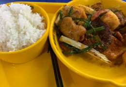 学校卖得最火的饭(学校卖得最火的饭菜)