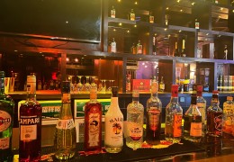 大老板去酒吧(大老板去酒吧视频)