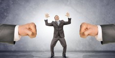 让领导不敢惹的七种下属(领导把你当傻子的十种表现)