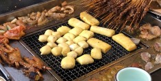 今年地摊卖什么最火的(今年地摊卖什么最火的呢)