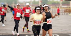 马拉松人员(马拉松人员晕倒了怎么救)