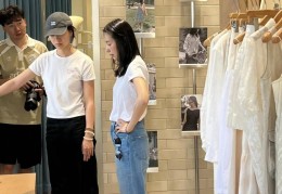 45岁的女人适合开什么店(45岁的女人创业适合干什么)